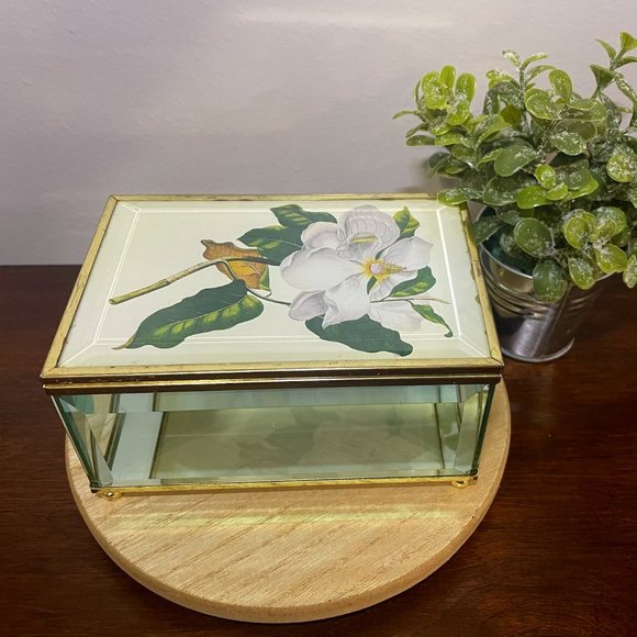 World Bazaar Other - Beveled Floral Mirrored Trinket Box